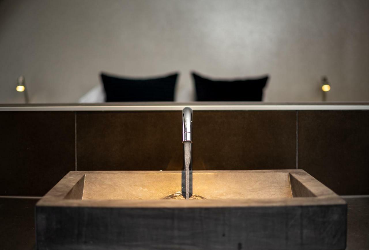 Simple Hotel 4*